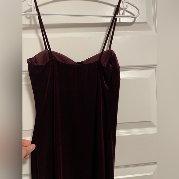 Velvet Dress - Picture 3 of 5